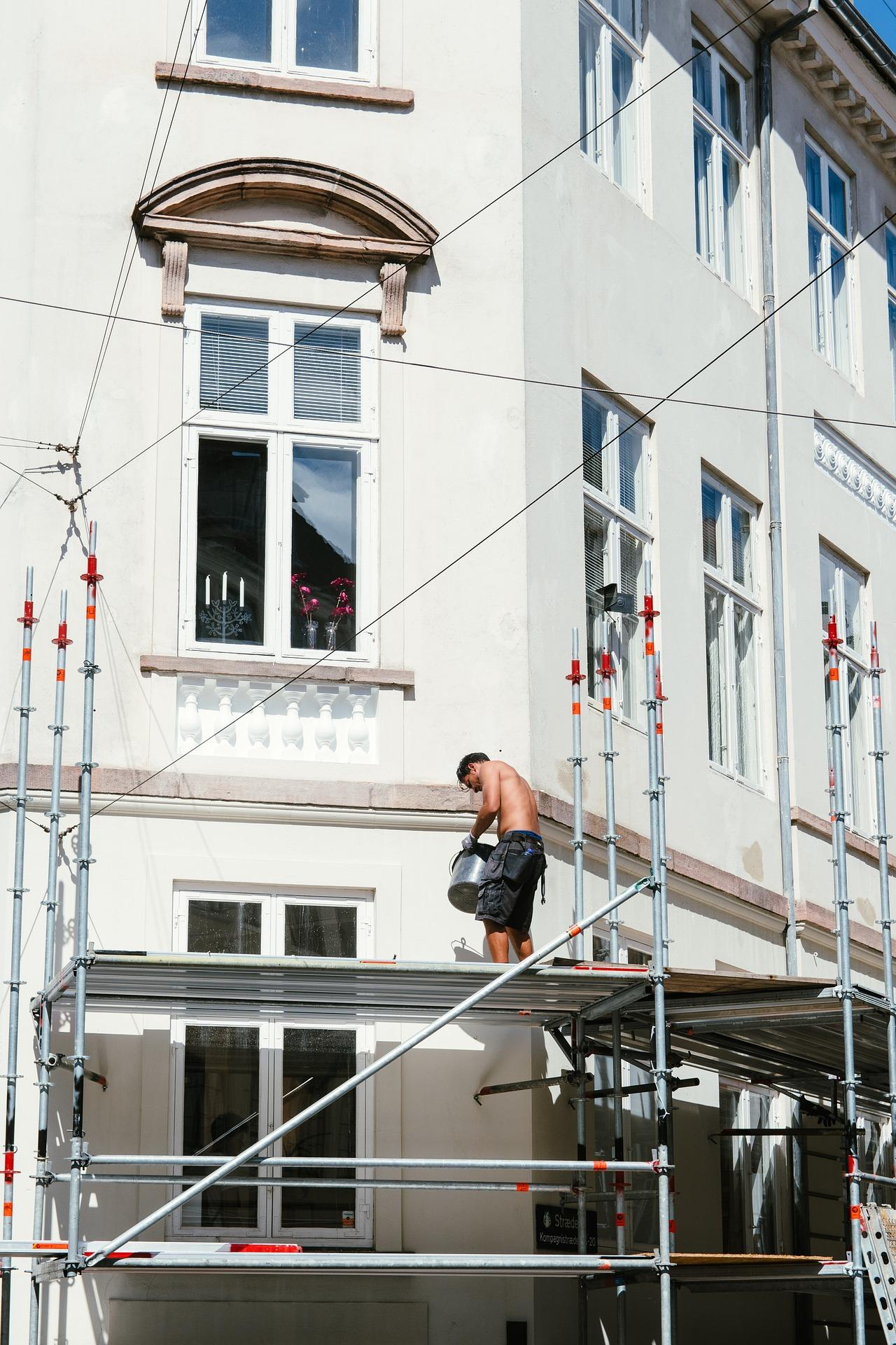Travaux de rénovation : comment bien choisir son artisan en 2026 ?